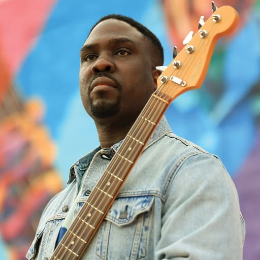 Derrick Hodge Toronto Tickets