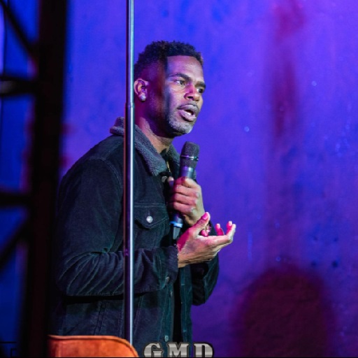Hot Topic Comedian Toronto Tickets