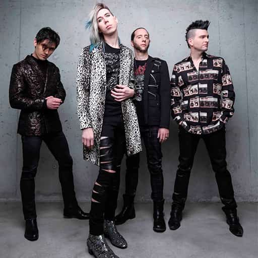 Marianas Trench in Toronto