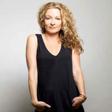 Sarah Colonna in Toronto