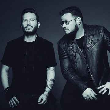 Sin Bandera Toronto Tickets