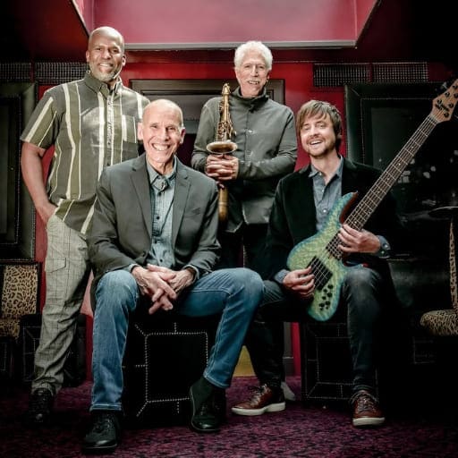The Yellowjackets Toronto Tickets